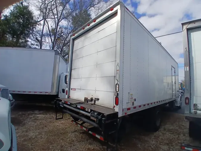 2016 FREIGHTLINER/MERCEDES M2 106