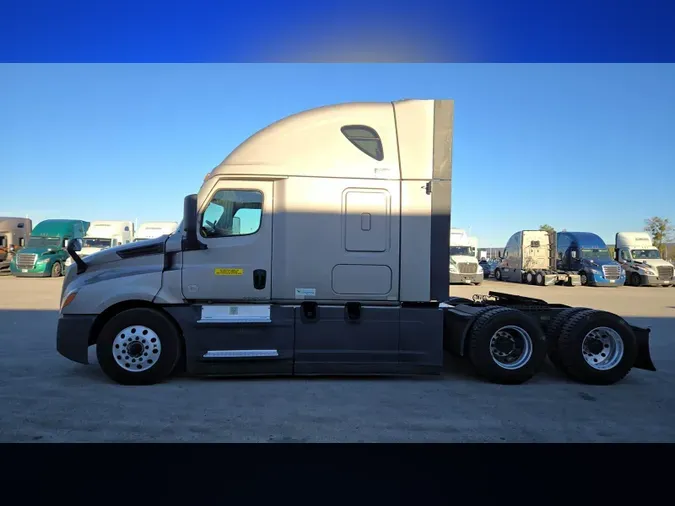 2023 Freightliner Cascadia