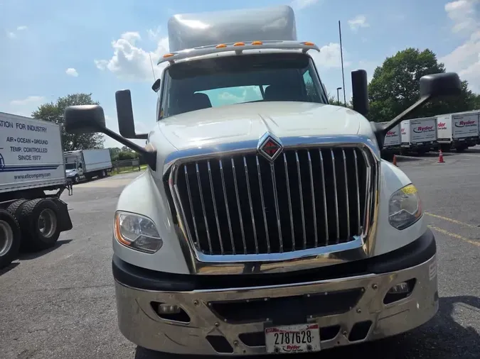 2019 NAVISTAR INTERNATIONAL LT625 DAYCAB T/A