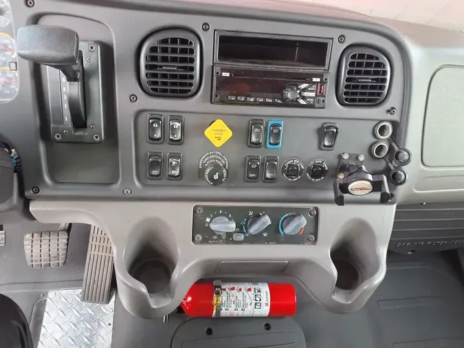 2018 FREIGHTLINER/MERCEDES M2 106df897c3c4fad8d8221f96bde32ff35b1