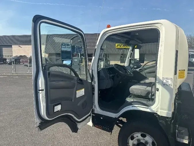 2018 Isuzu Truck NPR