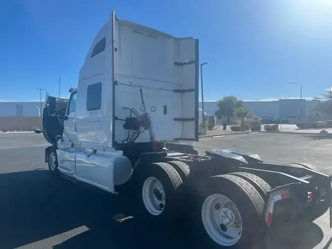 2019 NAVISTAR INTERNATIONAL LT625 SLPR CAB