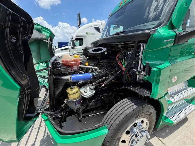 2022 Freightliner PT126SLP