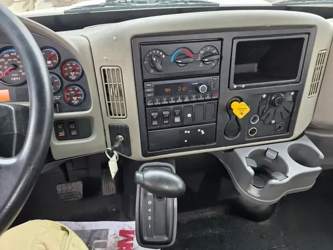 2019 NAVISTAR INTERNATIONAL 4300