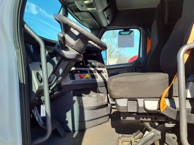 2020 FREIGHTLINER/MERCEDES NEW CASCADIA PX12664