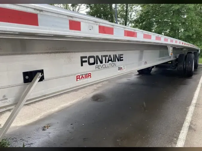 2023 Fontaine Flatbed