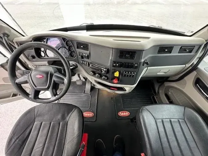 2020 Peterbilt 579df91cc2cf904ce1957a2311c4182c91c