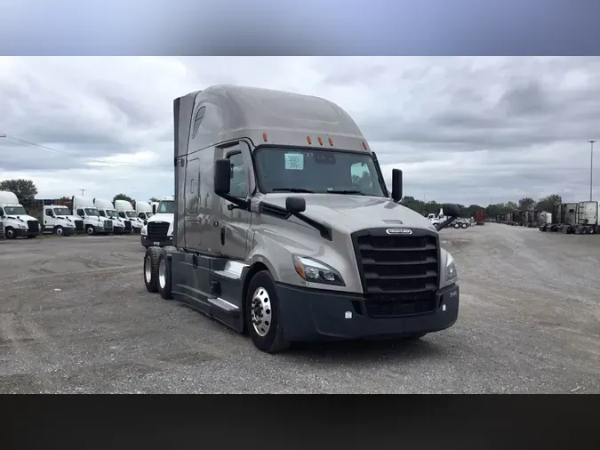 2023 Freightliner Cascadia 126df9207354d29a994de8aa9c429c921f4