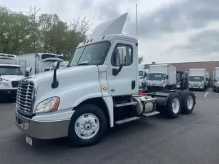 2018 FREIGHTLINER/MERCEDES CASCADIA 125