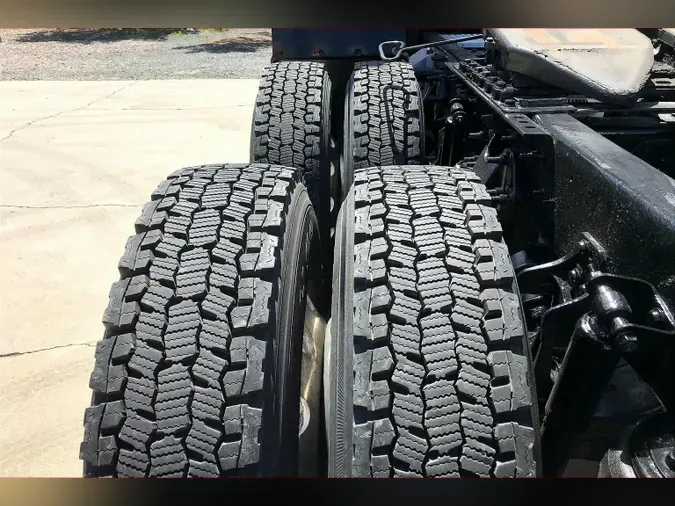 2020 INT LT625 6x4