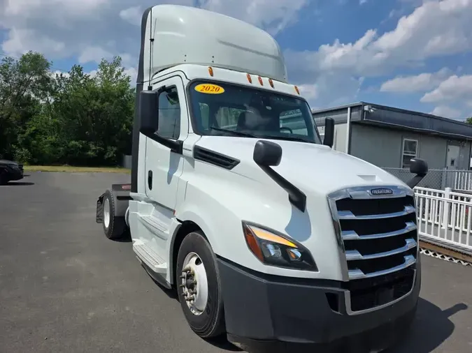 2020 FREIGHTLINER/MERCEDES NEW CASCADIA 126df98256b3e9308d967add9a3403eb38a