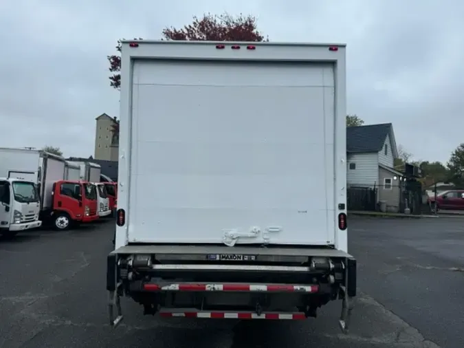 2019 FREIGHTLINER/MERCEDES M2 106