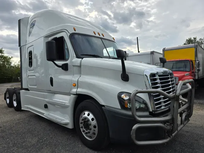 2020 FREIGHTLINER/MERCEDES CASCADIA 125