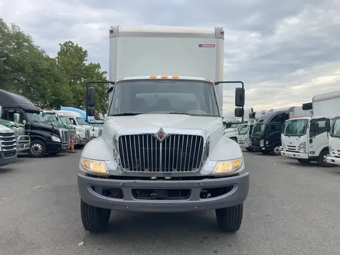 2019 NAVISTAR INTERNATIONAL 4300