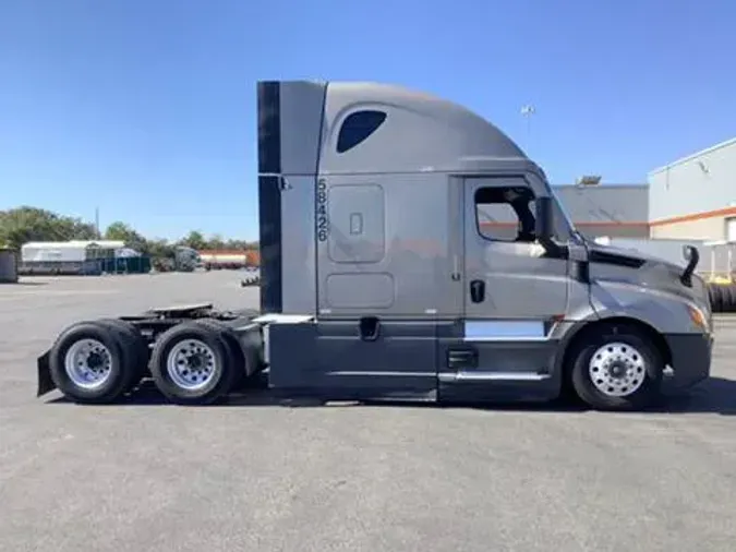 2023 Freightliner Cascadia