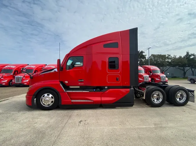 2026 Kenworth T680dfa274b90aa4a50672cc1137022a7045