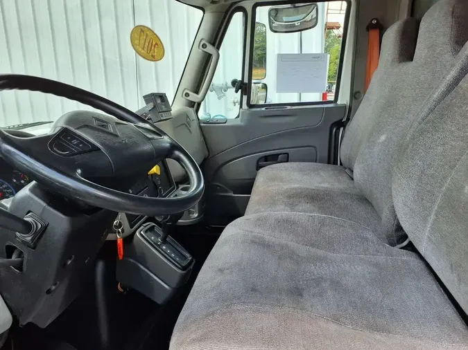 2017 NAVISTAR INTERNATIONAL 4300