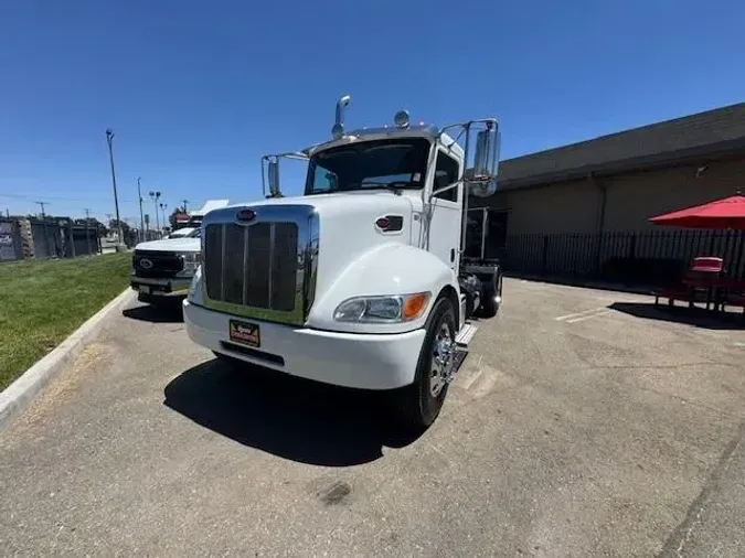 2019 Peterbilt 337