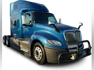 2021 International LT625