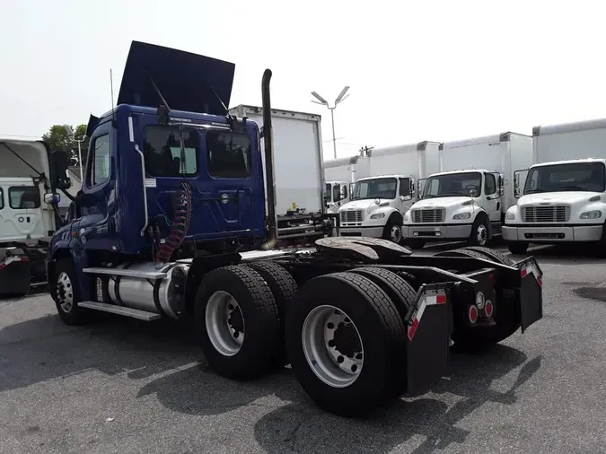 2018 FREIGHTLINER CASCADIA 125