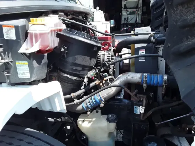 2019 FREIGHTLINER M2 106