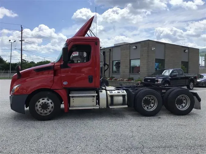 2020 FREIGHTLINER CASCADIA