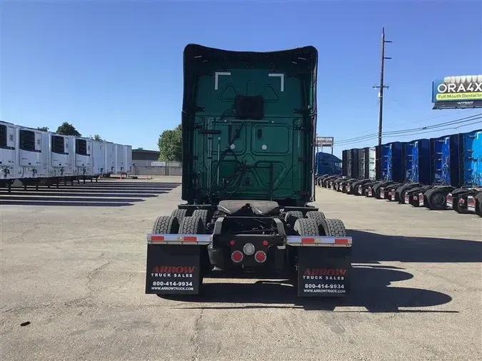 2022 FREIGHTLINER CA126dfb0d8dce9f3130384ce720bc551f1d0
