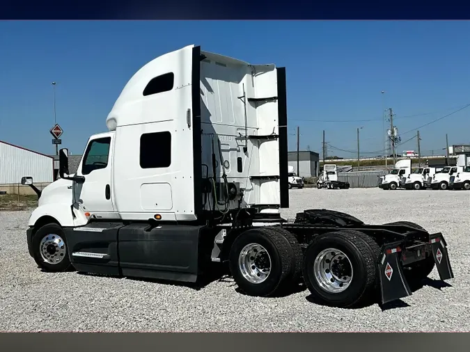 2021 INT LT625 6x4