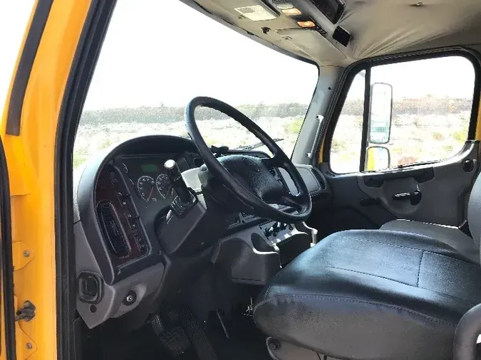 2018 Freightliner M2