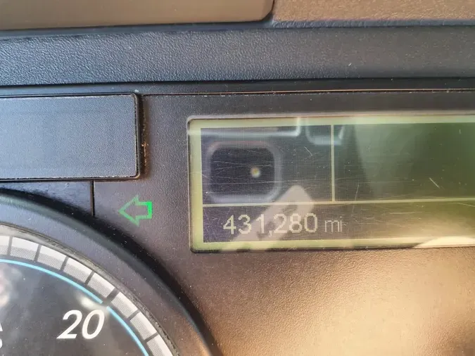 2018 FREIGHTLINER/MERCEDES CASCADIA 125