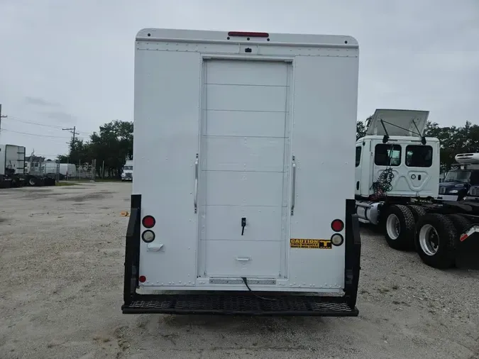 2018 FRTLR CUSTOM CHASSIS CORP MT55
