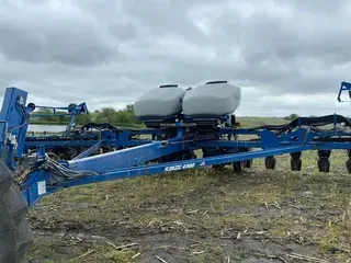 2018 Kinze 4900