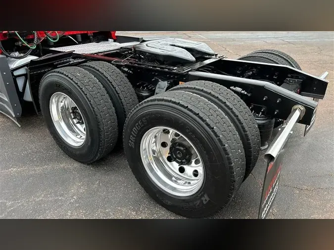 2023 FREIGHTLINER CA126dfb92de9ea0a7f51212d60b9ce522ed3