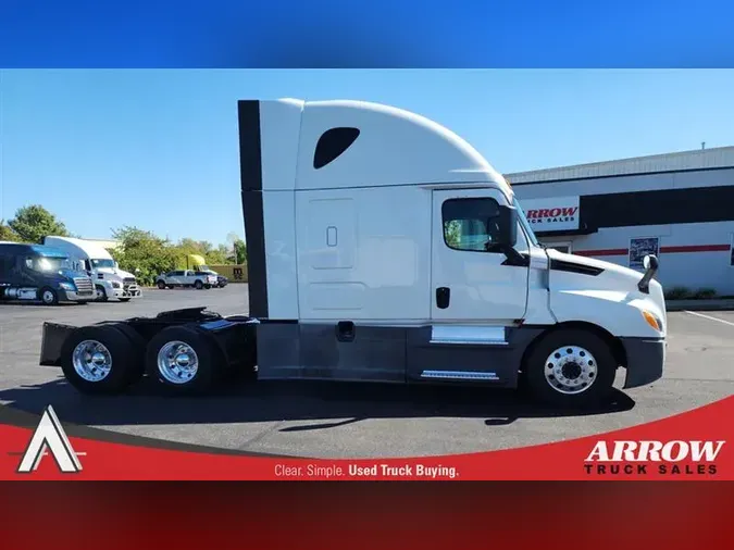2020 FREIGHTLINER CASCADEVO1