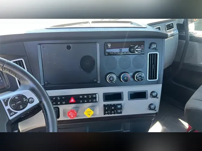 2020 FREIGHTLINER CA126