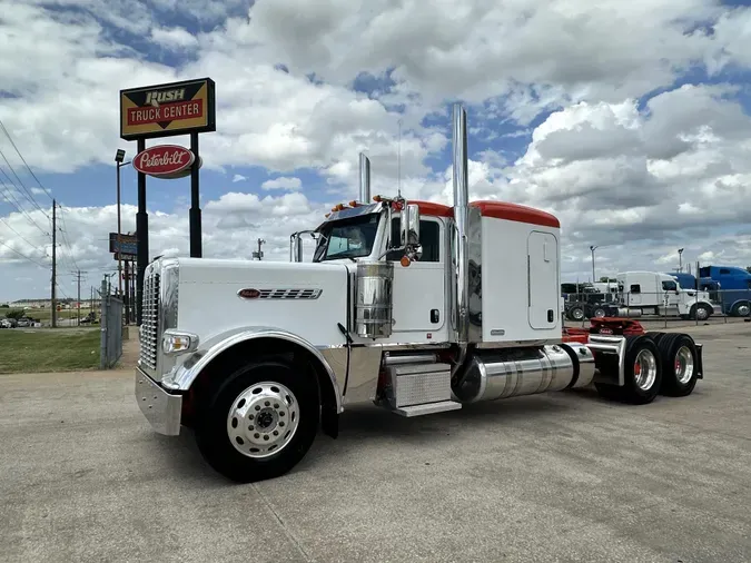 2022 Peterbilt 389