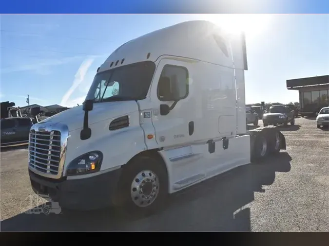 2018 FREIGHTLINER CASCADIA 113