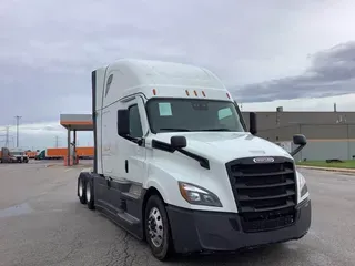 2021 Freightliner Cascadia 126