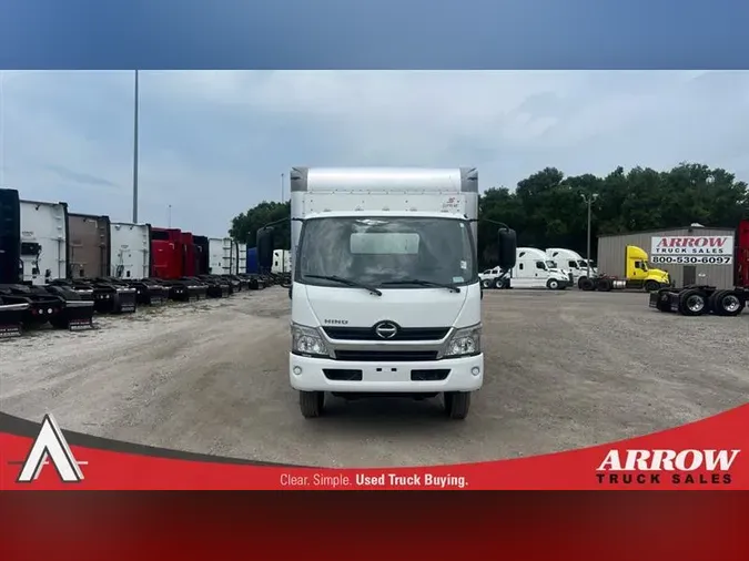 2019 HINO 195