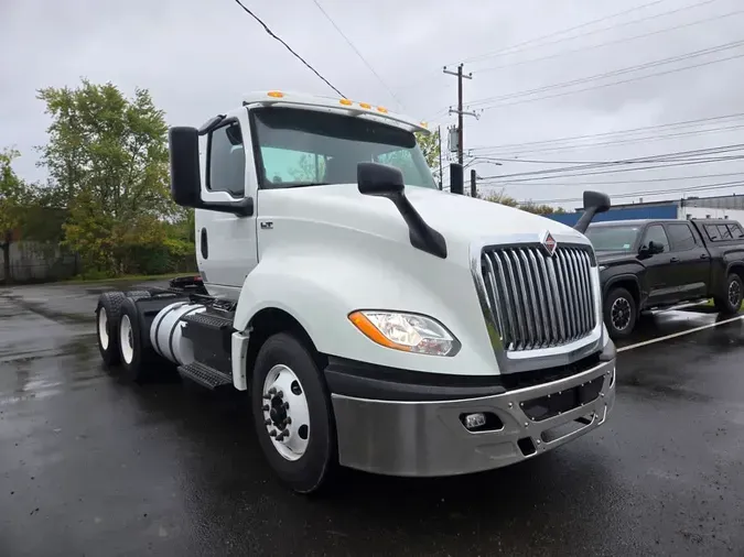 2019 NAVISTAR INTERNATIONAL LT625 DAYCAB T/A