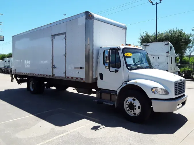 2016 FREIGHTLINER/MERCEDES M2 106