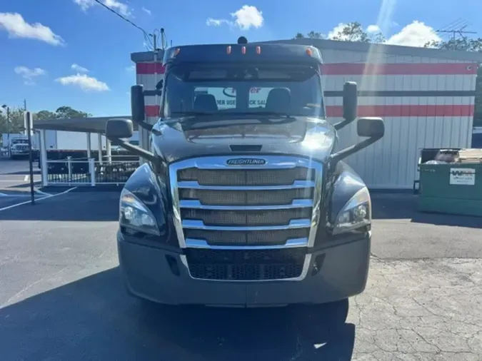 2019 FREIGHTLINER/MERCEDES NEW CASCADIA 126