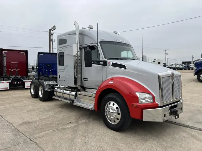 2019 Kenworth T880