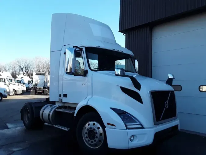 2019 VOLVO VNR42T 300dfcc1805582d73f845893cafdc793d43