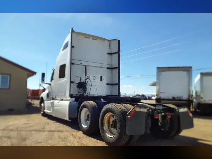 2019 NAVISTAR INTERNATIONAL LT625 SLPR CAB