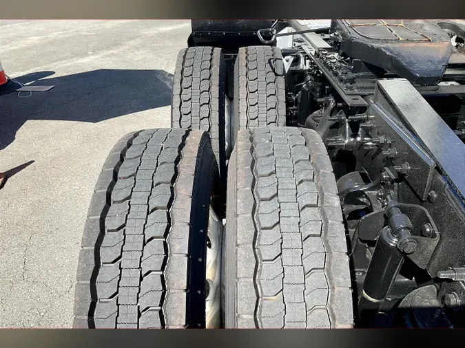 2022 INT LT625 6x4