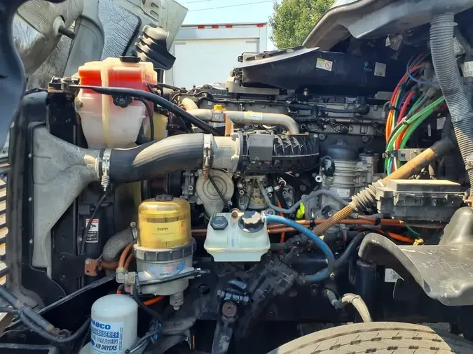 2018 FREIGHTLINER CASCADIA 125