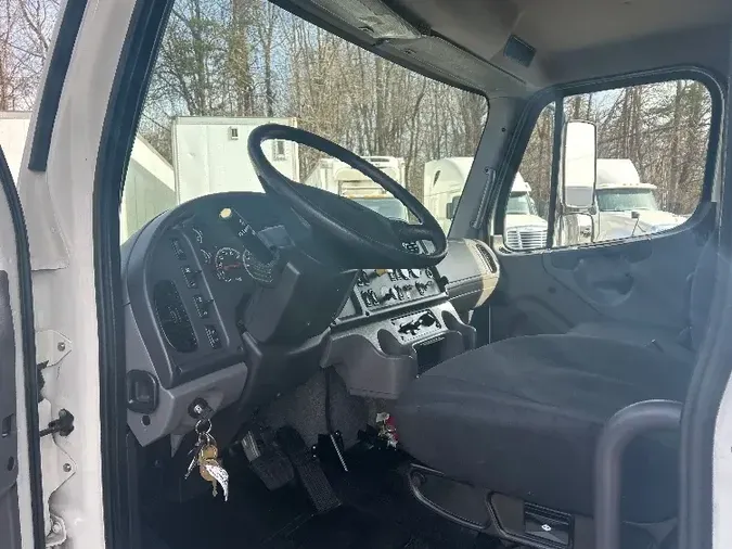 2020 Freightliner M2