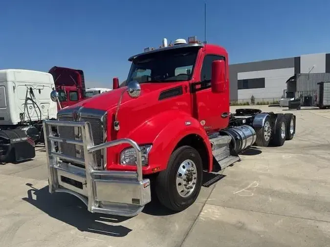 2019 Kenworth T880