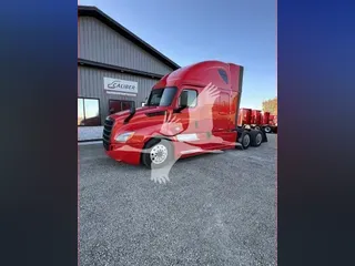 2020 FREIGHTLINER CASCADIA 126